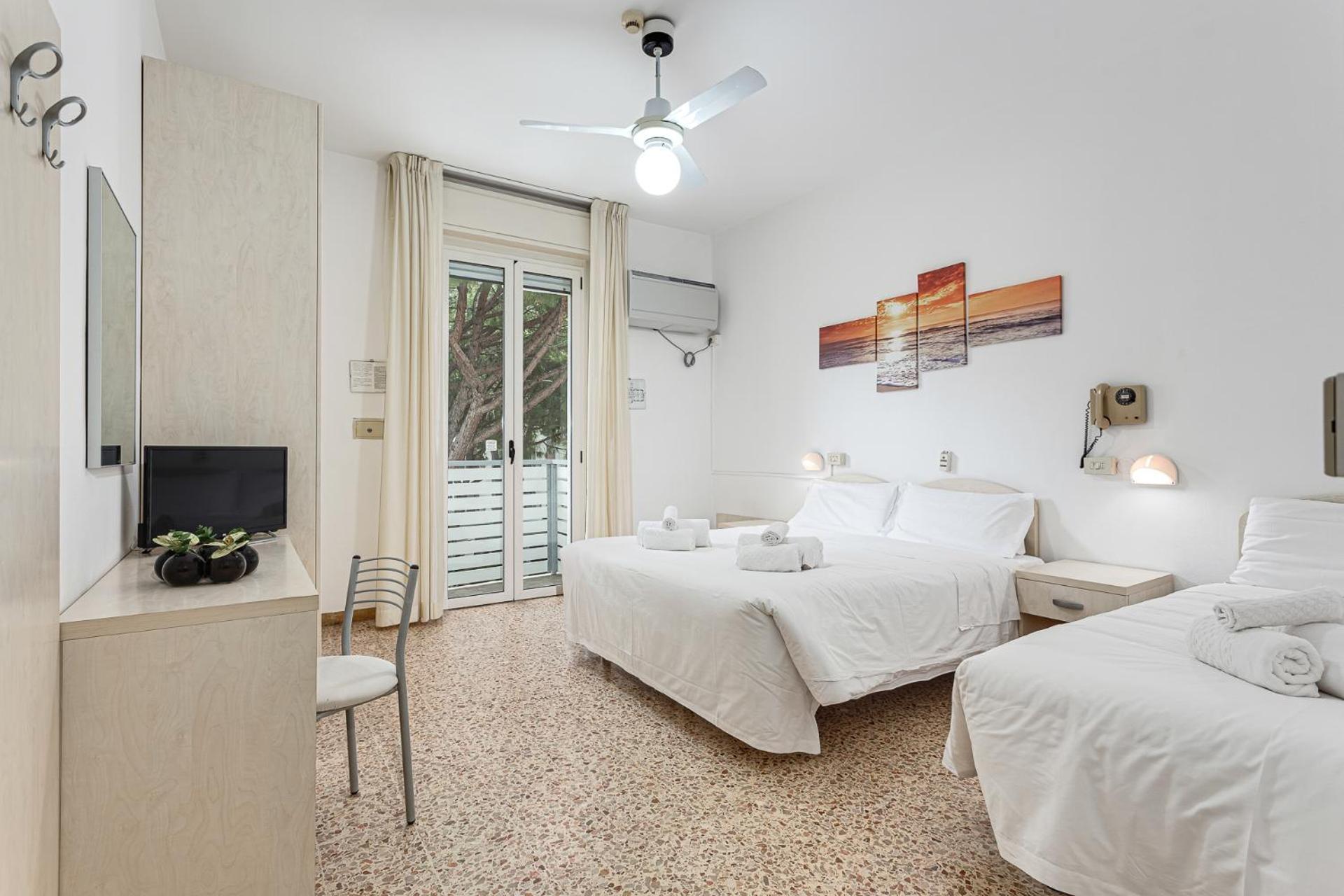 Hotel Cuba Milano Marittima Exterior foto